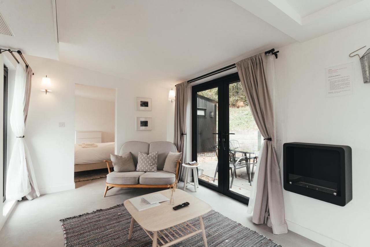 The Hopper Huts Guest House Faversham Exterior photo